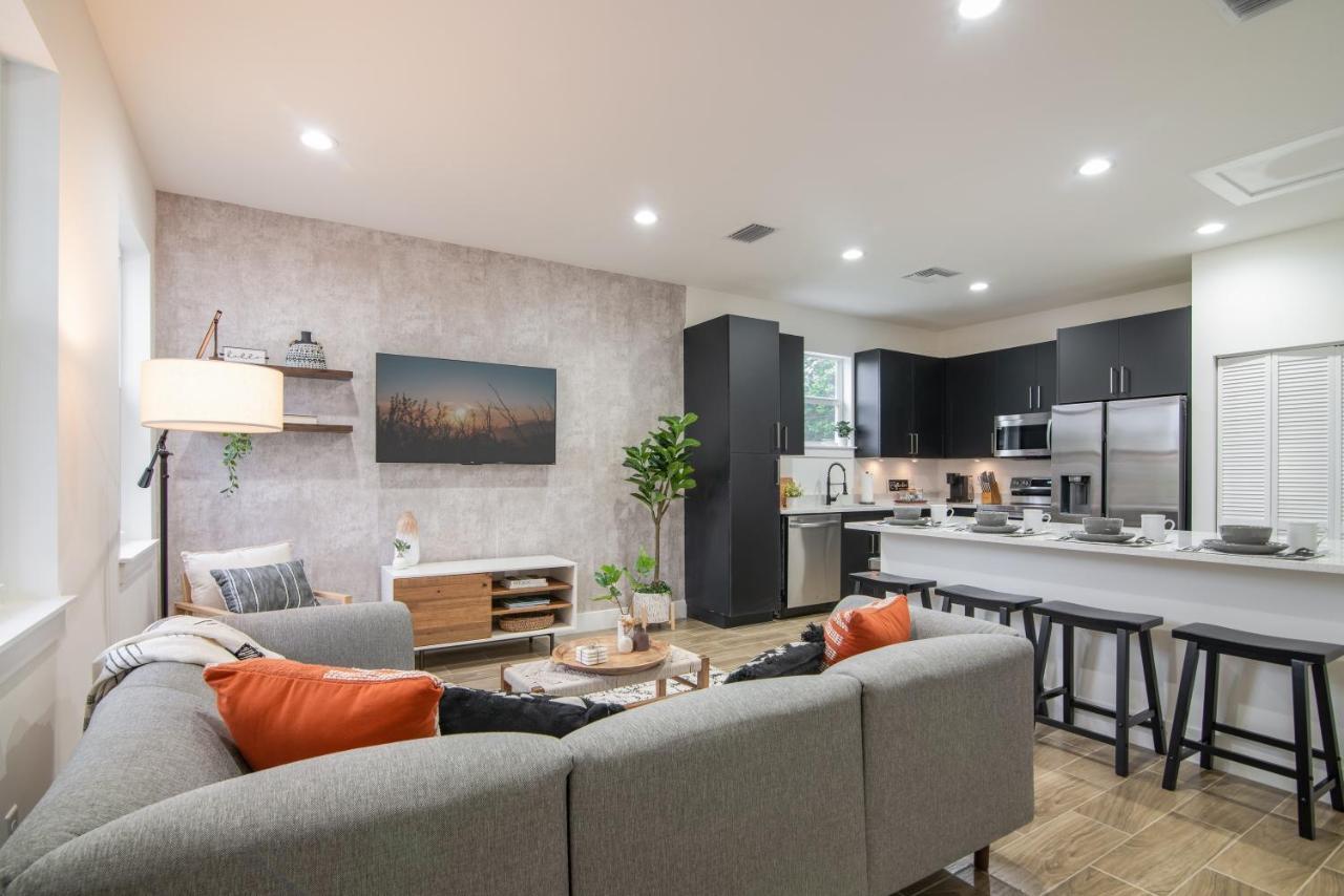 Private Cottage - King Beds, Brand New, Near Beach, Golfing, Shopping & Restaurants Lake Worth Beach Exterior foto